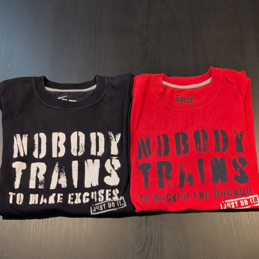 Nike Men's Short-Sleeve 'Nobody Trains' Graphic Tee Duo - Black & Red